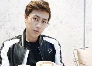 娱乐主播吃瓜说檀健次,主播吃瓜热议,揭秘明星幕后故事