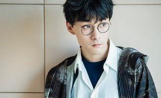 娱乐主播吃瓜说檀健次,主播吃瓜热议,揭秘明星幕后故事